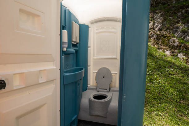 Best Portable toilet rental cost  in Dyer, TN